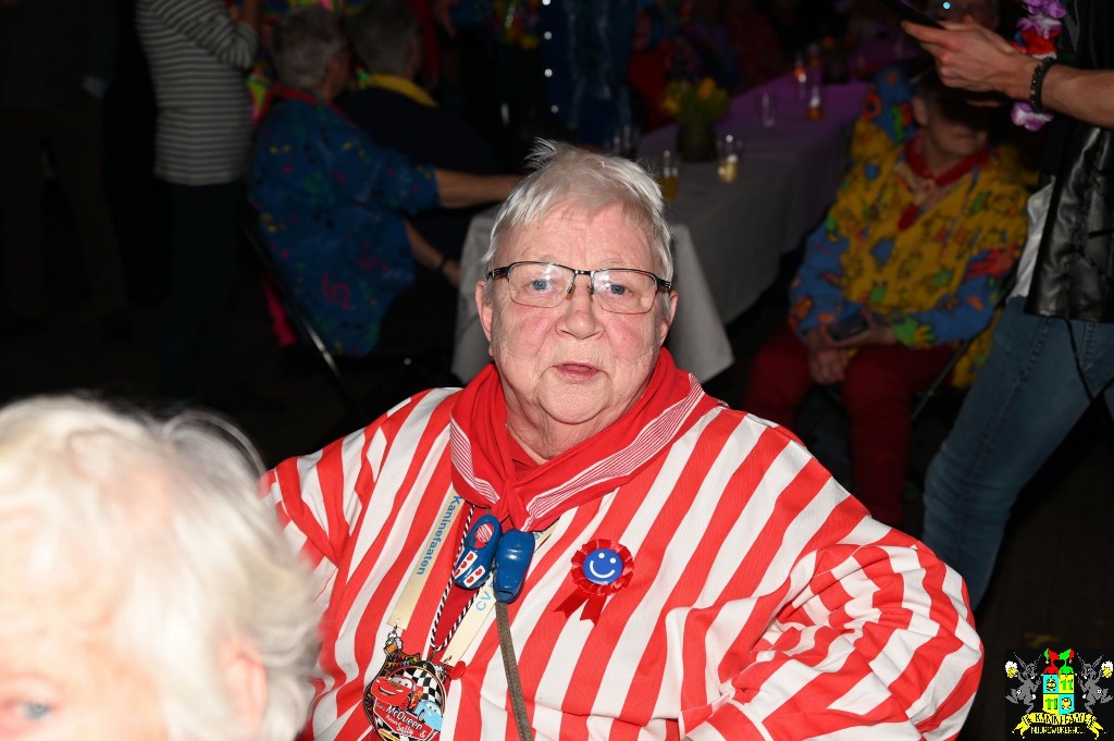 ../Images/Senioren carnaval 2024 370.jpg